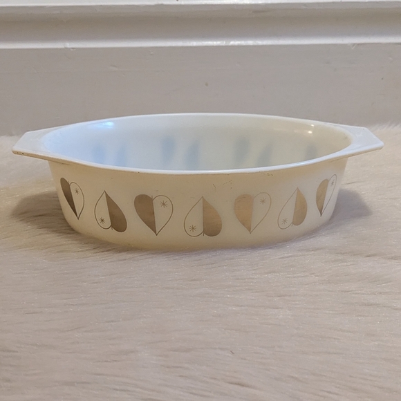 Pyrex | Kitchen | Vintage 958 Pyrex Golden Hearts Oval Casserole Dish ...